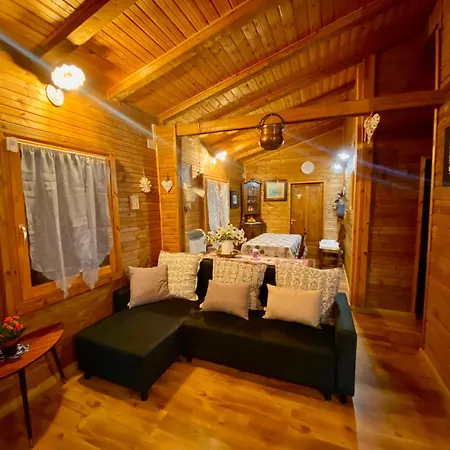 Chalé Casa Nel Bosco LʼAquila